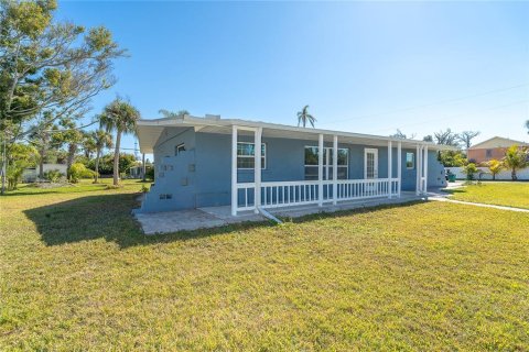 House in Englewood, Florida 2 bedrooms, 137.87 sq.m. № 2101393 - photo 6