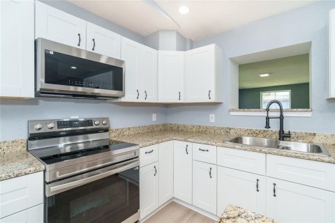 House in Englewood, Florida 2 bedrooms, 137.87 sq.m. № 2101393 - photo 14