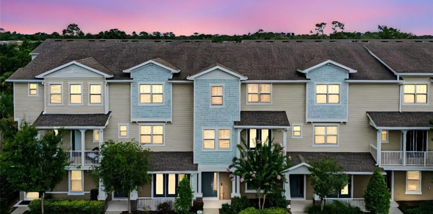 Touwnhouse à Oviedo, Floride 3 chambres, 204.2 m2 № 1815650