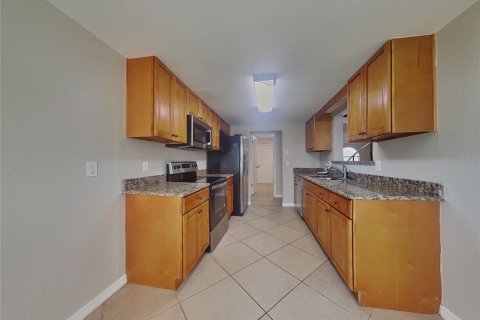 Casa en alquiler en Lutz, Florida, 3 dormitorios, 155.7 m2 № 1898416 - foto 4