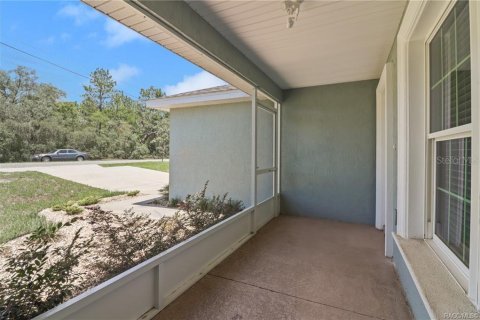 House in Citrus Springs, Florida 4 bedrooms, 160.16 sq.m. № 2210759 - photo 4