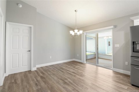 House in Citrus Springs, Florida 4 bedrooms, 160.16 sq.m. № 2210759 - photo 10