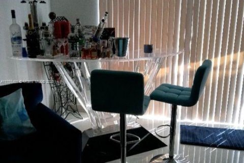 Condominio en venta en Miami, Florida, 1 dormitorio, 76.74 m2 № 1731269 - foto 4