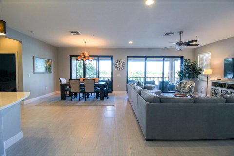 Condo in Venice, Florida, 3 bedrooms  № 2298743 - photo 22
