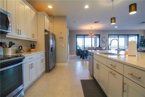 Condo in Venice, Florida, 3 bedrooms  № 2298743 - photo 27
