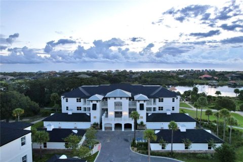 Condo à Palm Coast, Floride, 3 chambres  № 2330713