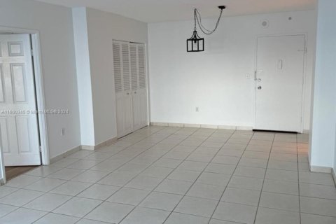Copropriété à vendre à Sunny Isles Beach, Floride: 2 chambres, 95.04 m2 № 1764705 - photo 5