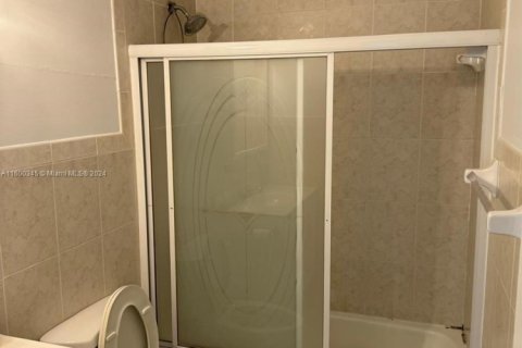 Copropriété à vendre à Sunny Isles Beach, Floride: 2 chambres, 95.04 m2 № 1764705 - photo 6