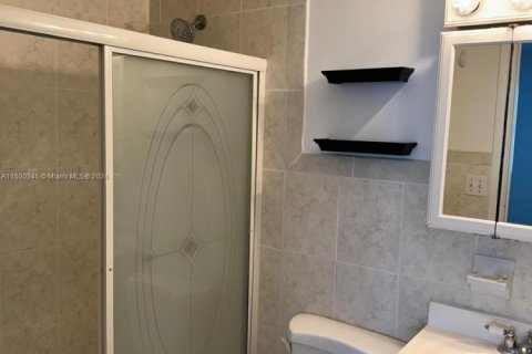 Copropriété à vendre à Sunny Isles Beach, Floride: 2 chambres, 95.04 m2 № 1764705 - photo 9