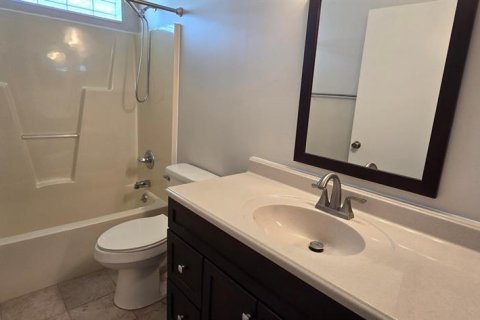 House in Ocala, Florida 2 bedrooms, 119.57 sq.m. № 2202056 - photo 15