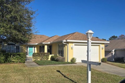 House in Ocala, Florida 2 bedrooms, 119.57 sq.m. № 2202056