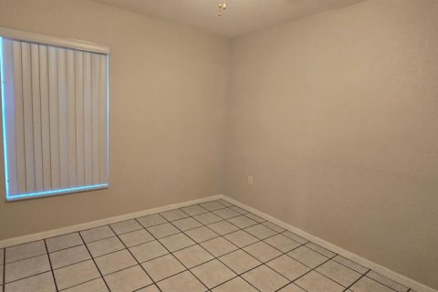 House in Ocala, Florida 2 bedrooms, 119.57 sq.m. № 2202056 - photo 17