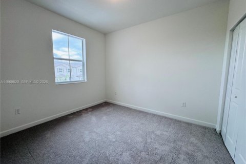 Townhouse in Homestead, Florida 4 bedrooms, 169.08 sq.m. № 2030644 - photo 19