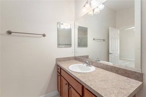 House in The Villages, Florida 3 bedrooms, 129.88 sq.m. № 1789167 - photo 23