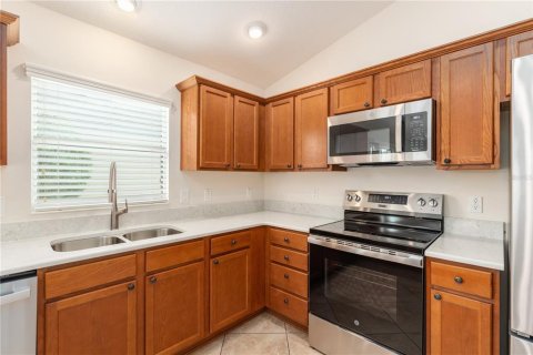 House in The Villages, Florida 3 bedrooms, 129.88 sq.m. № 1789167 - photo 14