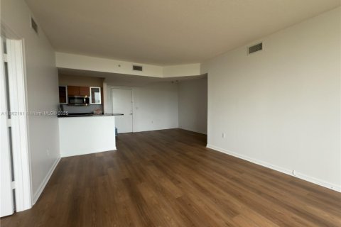 Снять в аренду кондоминиум в Авентура, Флорида 2 спальни, 101.45м2, № 1926080 - фото 5