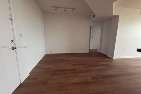 Снять в аренду кондоминиум в Авентура, Флорида 2 спальни, 101.45м2, № 1926080 - фото 6