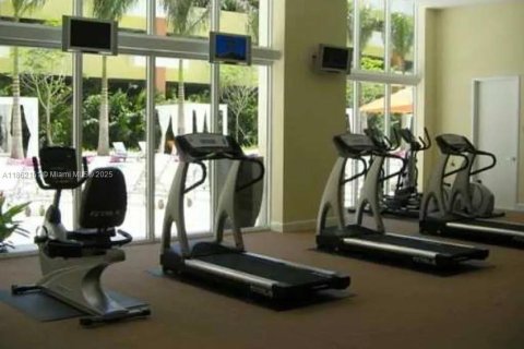 Снять в аренду кондоминиум в Авентура, Флорида 2 спальни, 101.45м2, № 1926080 - фото 24