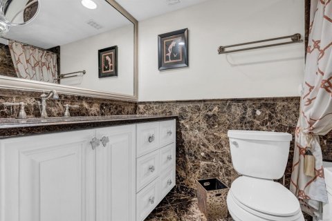 Copropriété à vendre à Lighthouse Point, Floride: 2 chambres, 94.76 m2 № 2243446 - photo 25