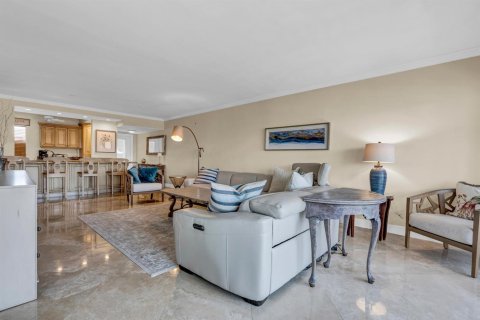 Copropriété à vendre à Lighthouse Point, Floride: 2 chambres, 94.76 m2 № 2243446 - photo 18