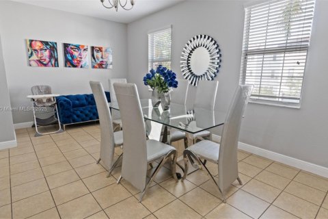 Купить таунхаус в Мирамар, Флорида 3 спальни, 185.8м2, № 1923220 - фото 8