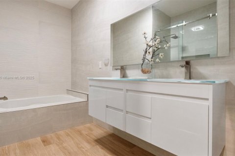 Купить таунхаус в Мирамар, Флорида 3 спальни, 185.8м2, № 1923220 - фото 22