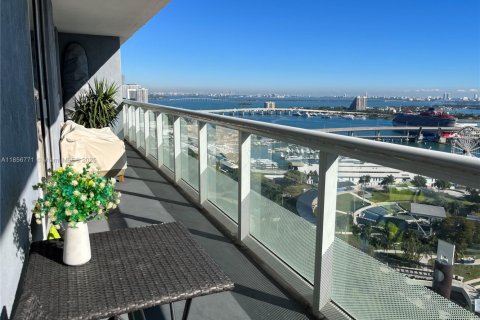 Copropriété à louer à Miami, Floride: 2 chambres, 122.82 m2 № 1878934 - photo 13