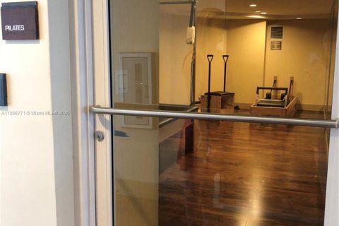 Copropriété à louer à Miami, Floride: 2 chambres, 122.82 m2 № 1878934 - photo 23