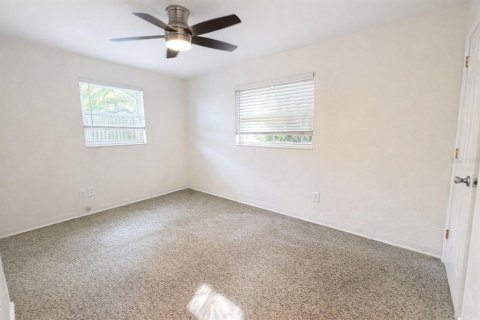 Casa en alquiler en Saint Petersburg, Florida, 3 dormitorios, 92.72 m2 № 2093564 - foto 10