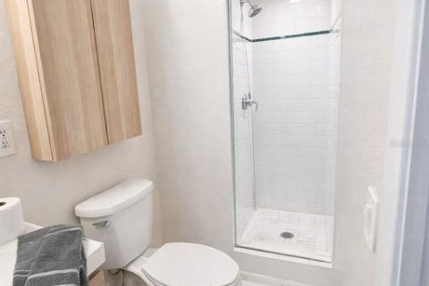Casa en alquiler en Saint Petersburg, Florida, 3 dormitorios, 92.72 m2 № 2093564 - foto 11