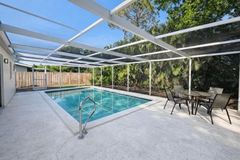 Casa en alquiler en Saint Petersburg, Florida, 3 dormitorios, 92.72 m2 № 2093564 - foto 3