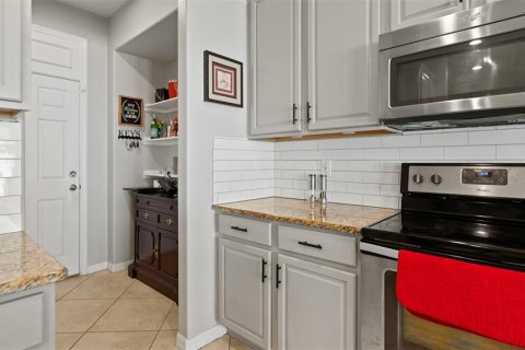 Casa en venta en Kissimmee, Florida, 3 dormitorios, 181.07 m2 № 2398408 - foto 22