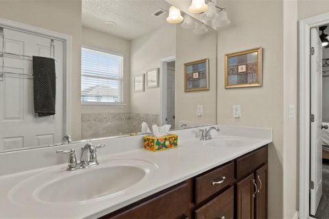 Casa en venta en Kissimmee, Florida, 3 dormitorios, 181.07 m2 № 2398408 - foto 7