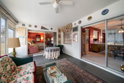 Condo in Holiday, Florida, 2 bedrooms  № 1724416 - photo 23