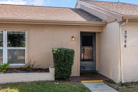 Condo in Holiday, Florida, 2 bedrooms  № 1724416 - photo 3