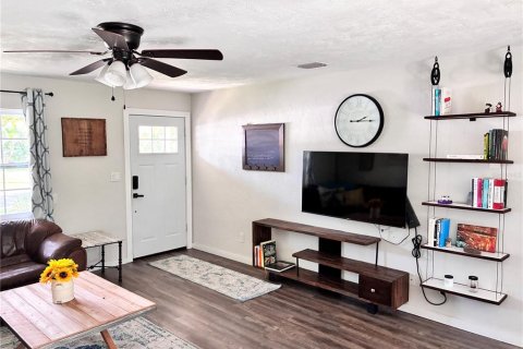 Villa ou maison à vendre à Pinellas Park, Floride: 2 chambres, 82.78 m2 № 2396212 - photo 7
