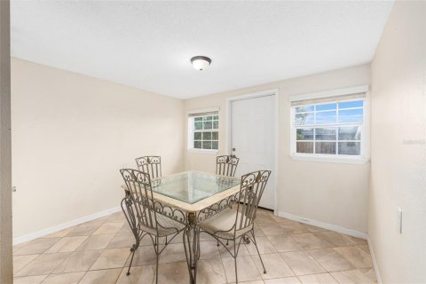 House in Inverness, Florida 3 bedrooms, 106.84 sq.m. № 1652017 - photo 11