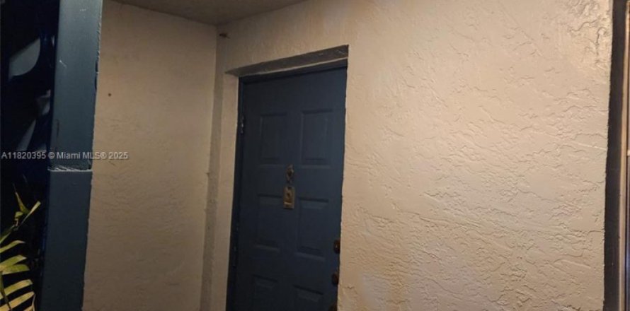 Condo à Delray Beach, Floride, 2 chambres  № 1977274