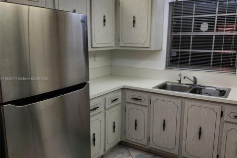 Copropriété à louer à Delray Beach, Floride: 2 chambres, 110.18 m2 № 1977274 - photo 7