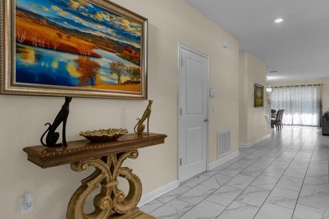 Villa ou maison à vendre à Davenport, Floride: 8 chambres, 363.15 m2 № 2425480 - photo 5