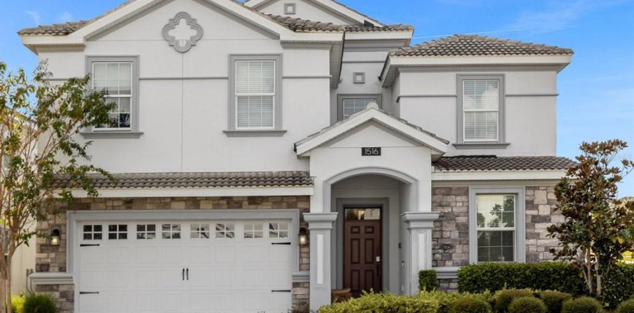Villa ou maison à Davenport, Floride 8 chambres, 363.15 m2 № 2425480
