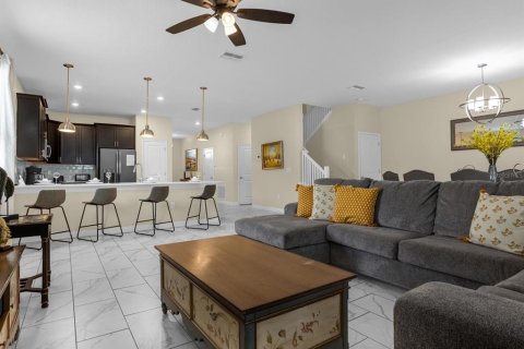 Villa ou maison à vendre à Davenport, Floride: 8 chambres, 363.15 m2 № 2425480 - photo 11