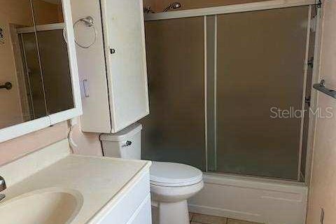 Condo in Bradenton, Florida, 1 bedroom  № 1913319 - photo 7
