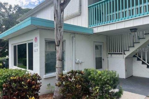 Condo in Bradenton, Florida, 1 bedroom  № 1913319 - photo 1