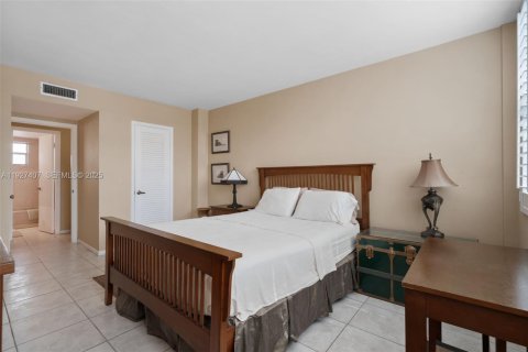 Copropriété à vendre à Miami Beach, Floride: 1 chambre, 74.32 m2 № 1987897 - photo 8