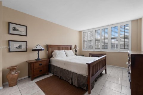 Copropriété à vendre à Miami Beach, Floride: 1 chambre, 74.32 m2 № 1987897 - photo 6