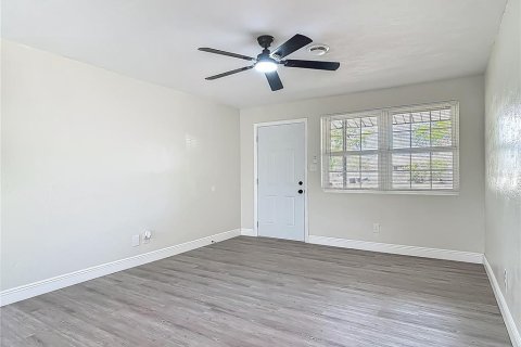 Casa en venta en Ormond Beach, Florida, 3 dormitorios, 91.23 m2 № 1669983 - foto 15