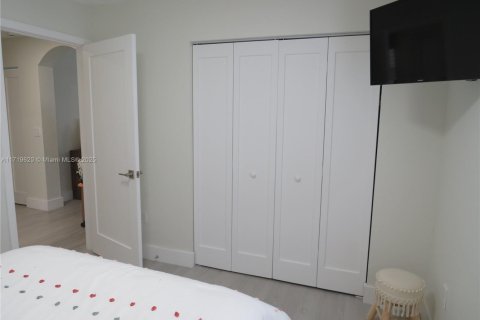 House in Homestead, Florida 3 bedrooms, 132.29 sq.m. № 1850625 - photo 18