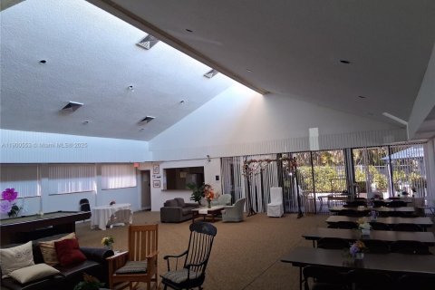 Condominio en alquiler en Sunrise, Florida, 2 dormitorios, 107.95 m2 № 1951510 - foto 25