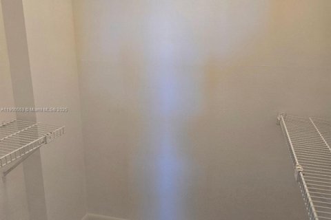 Condominio en alquiler en Sunrise, Florida, 2 dormitorios, 107.95 m2 № 1951510 - foto 15